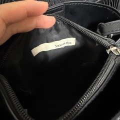 ショルダーバッグ2点の画像