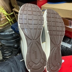 新品プーマPUMA28cmシューズの画像