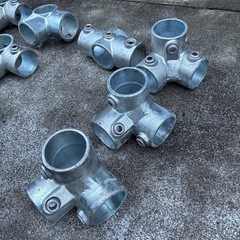 単管パイプ用ジョイント各所の画像