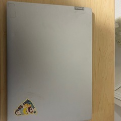 Lenovo ノートパソコンの画像