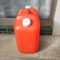 灯油ポリ缶  (1～5コ)の画像
