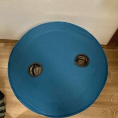 ドリンクホルダー付き折り畳みテーブルの画像