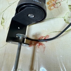 机の上 ライトの画像