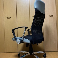 オフィスチェアの画像