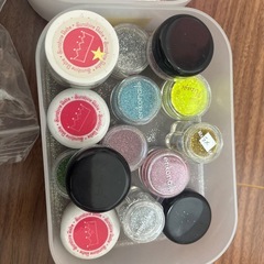 ラメ、ストーン、ホロの画像