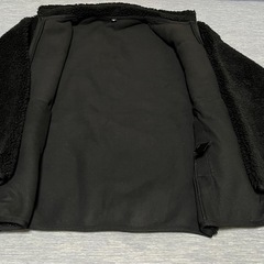 ユニクロ　防風ボアフリースジャケット　Mの画像