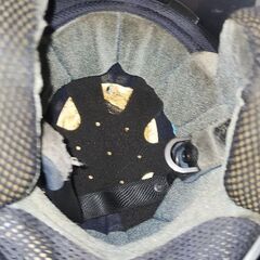 アライazヘルメットの画像