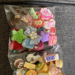 デコパーツ  1P30個　ハンドメイド材料の画像