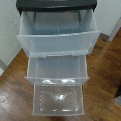 引き出しケース3段の画像