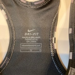 Nike スポーツブラ　Lの画像