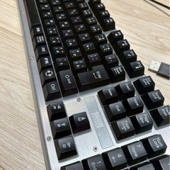 ゲーミングキーボードの画像