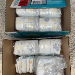 おむつ　新生児用　2箱の画像