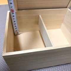 木箱の画像