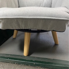 体を包みこみ回転するハイバックチェア　ドウシシャ　1人がけソファの画像