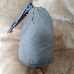 【新品同様】ユニクロ／ウルトラライトダウン／ダークグレー／メンズMサイズ／インナーダウンの画像