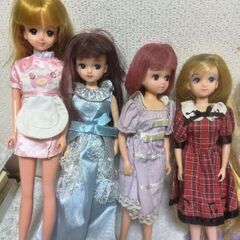 女の子人形（リカちゃん人形？）6体セットの画像