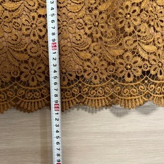 UNIQLO ユニクロ レースタイトスカート M ブラウンの画像