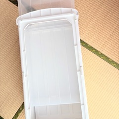 衣装ケース　約21×37.5×74cmホワイト　の画像