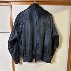 皮ジャンパーの画像