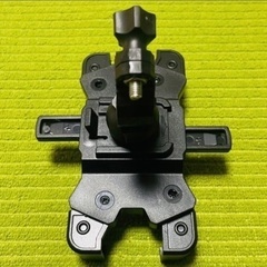 ラス❶ 新品未使用【防錆加工済】バイク 自転車 スマホホルダー アジャスター付の画像