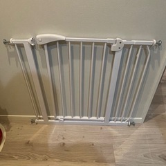 ベビーゲート　カトジ　KATOJIの画像