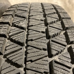 ジムニースタッドレスタイヤ中古 バリ山 BS 175/80R16 4本の画像