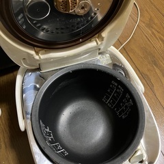 TOSHIBA 真空圧力IH RC-10VQCの画像