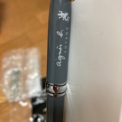 agnes b. VOYAGEボールペンセット 黒 ブラック、グレー　レッドの画像