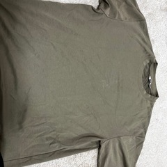 UNIQLO U T-shirt　 の画像