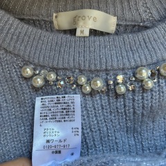 grove パールビジュー付きニットプルオーバー ライトブルー①の画像