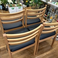 モデルルーム展示品オーク無垢ダイニングチェア4脚の画像