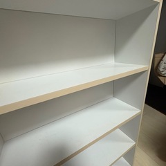 【11月14日13時以降または15日】白い4段棚の画像