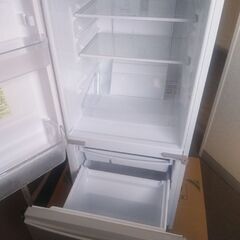 2ドア冷蔵庫    配達無料の画像