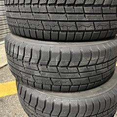 TOYO スタッドレスタイヤ　4本の画像