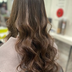 忘年会や結婚式参列当日メイク✨ヘアセットをサロンで❣️