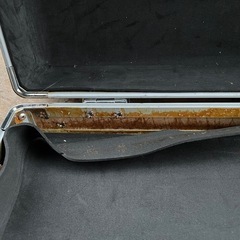 アタッシュケース　鍵無し　汚れめくれありの画像