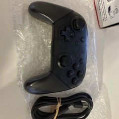 任天堂Switch プロコンの画像