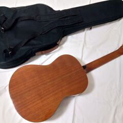 クラシックギター トップ板にセダー単板を使用した本格派　アリア Aria A-20 の画像