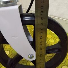 キックボード  配達無料 大人用①の画像