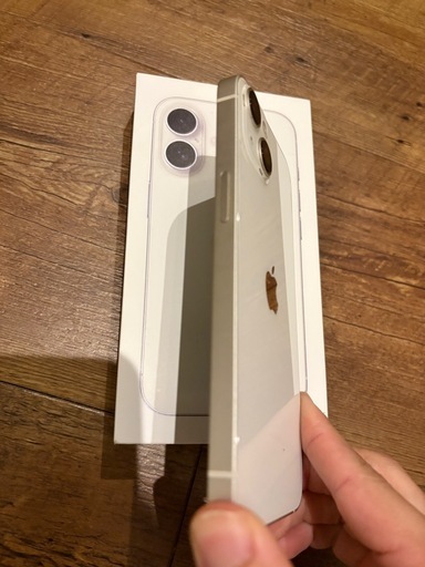 iPhone13 128GB ホワイ SIMフリー 極美品