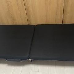 折り畳みシングルベッドの画像