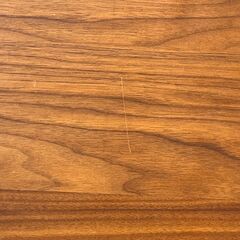 ※IDC大塚家具 棚付きセンターテーブル ローテーブル ウォールナット材 定価31,900円 横幅105cm奥行50cm高さ38cm★買取帝国 志木店の画像