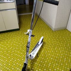 キックボード  配達無料 大人用①の画像