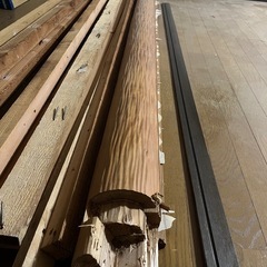 【DIY材再利用建材木材】シボ塗り柱、家具材や飾り柱にオススメの画像