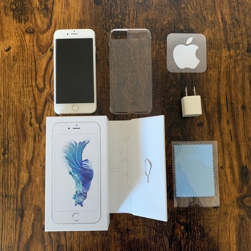 iPhone 6s 本体 128GB 純正バッテリー　SIMロック解除済み