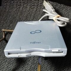 定型コメントNG富士通★FDDユニット★FMFD-51S★本体のみ★台座無し★詳細=掲載画像参照★質問NG★逆光撮影★返品不可★初回コメントでご希望日時、交渉金額が未記載時は既読スルー★決定者様のみお返事★24時間対応★お返事は可能な限り迅速★最大で12時間以内の画像