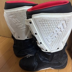 モトクロスブーツ　LEATT5.5の画像
