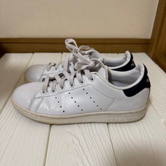 スタンスミス　23cm ネイビーの画像