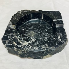 【期間限定 早い物勝ち】大理石の貴重な灰皿の画像