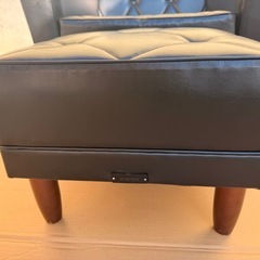 カリモク　ソファ&オットマンの画像